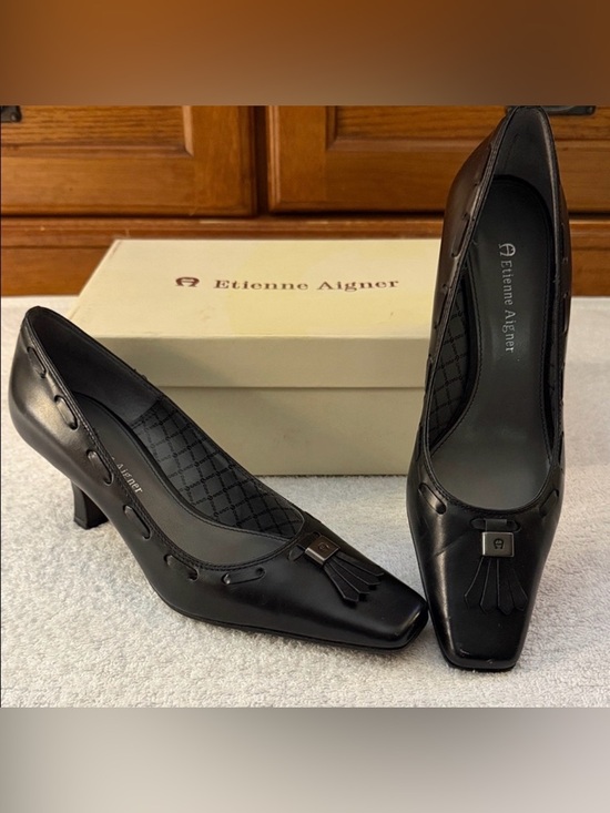 Etienne Aigner Shoes - NWT VTG Etienne Aigner Orah Leather Tassel Kitten-Heel Pumps 90s Y2K Office